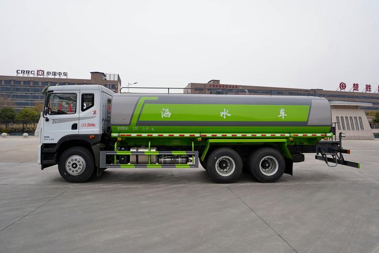 國(guó)六華神T5 20方灑水車(chē)產(chǎn)品評(píng)測(cè)